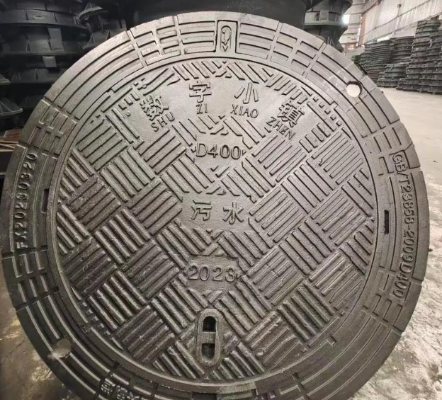 白鹭湖管理区球墨铸铁防沉降井盖展示